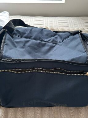 Rabane Navy Duffle Bag